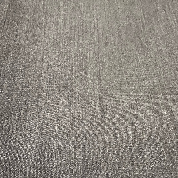 Figs Women's Gray Scrub Pants with lots of pockets size medium - Picture 12 of 12